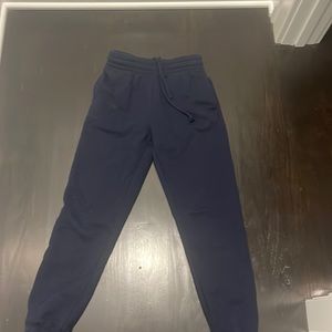 Great quality good shape! Nothing wrong with them they just too small